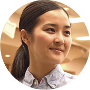 白根 璃沙子