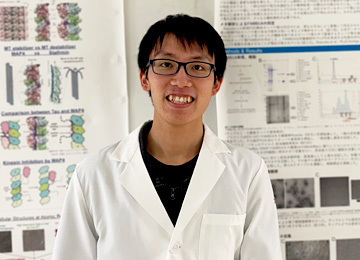 写真：坂本 泰新