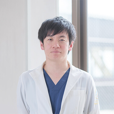 亀岡 泰幸
